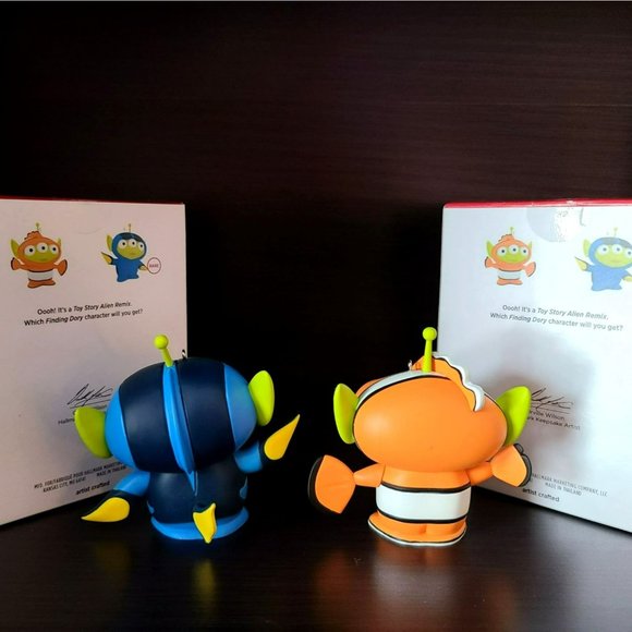 Hallmark Keepsake 2022 Lot of 2 Pixar Finding Nemo Alien Remix Surprise Orange & - Picture 2 of 4